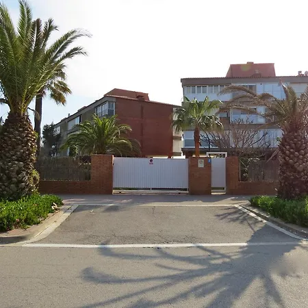 Beach 1st Line Gava