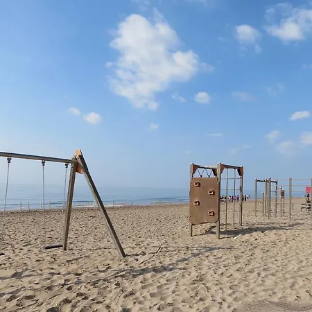 Beach 1st Line Gava